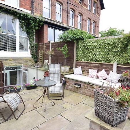 The Basement Apartman Lytham St Annes Kültér fotó